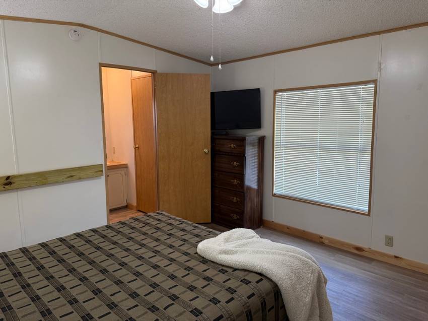 253 Dixie Circle a Haines City, FL Mobile or Manufactured Home for Sale